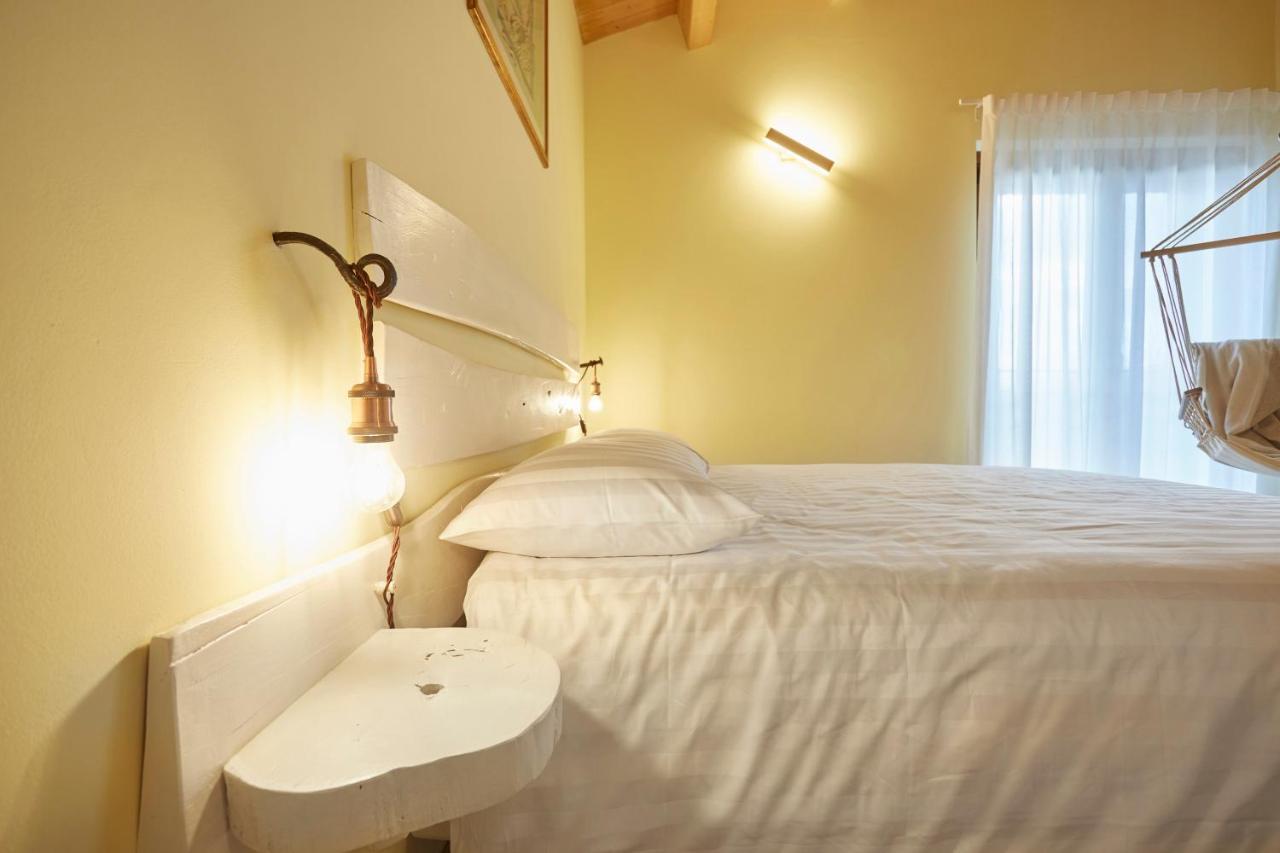Agriturismo Nido Delle Rondini Macerata Exterior photo