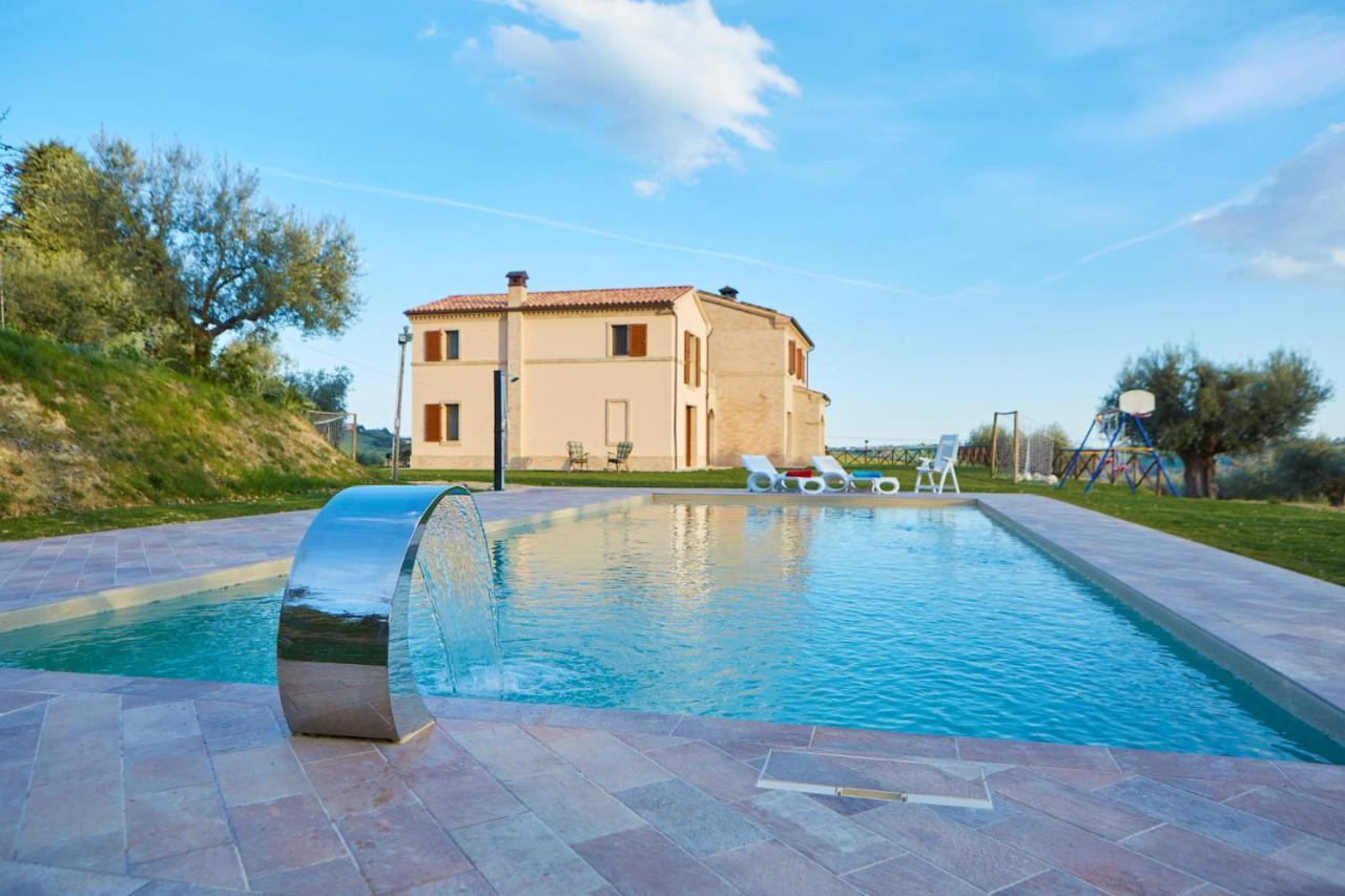 Agriturismo Nido Delle Rondini Macerata Exterior photo