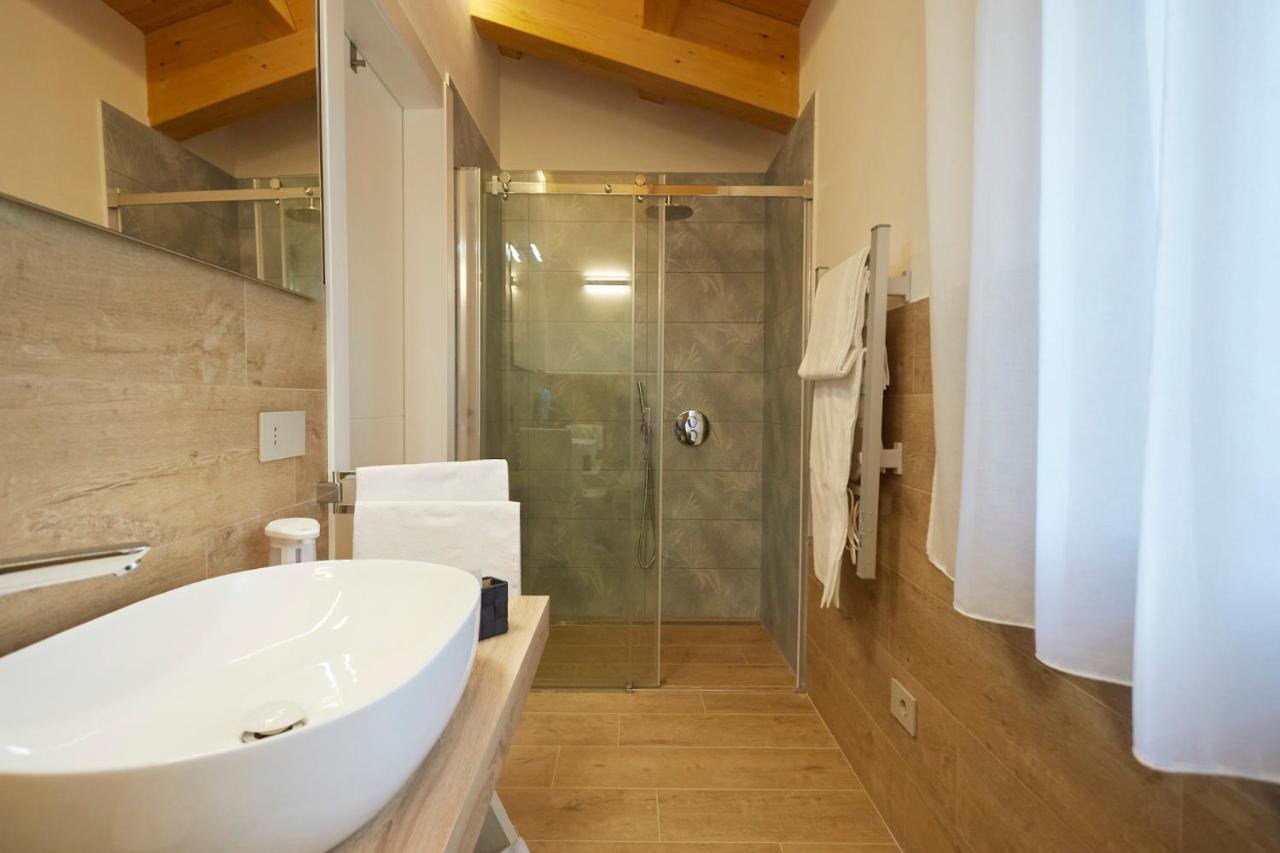 Agriturismo Nido Delle Rondini Macerata Exterior photo