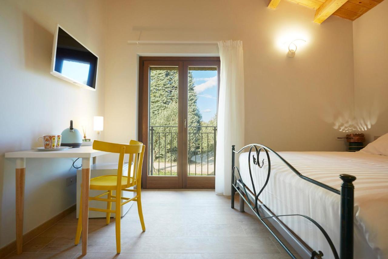 Agriturismo Nido Delle Rondini Macerata Exterior photo